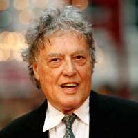 Tom Stoppard, sparkling playwright who won an Oscar for 'Shakespeare In Love,' dies at 88