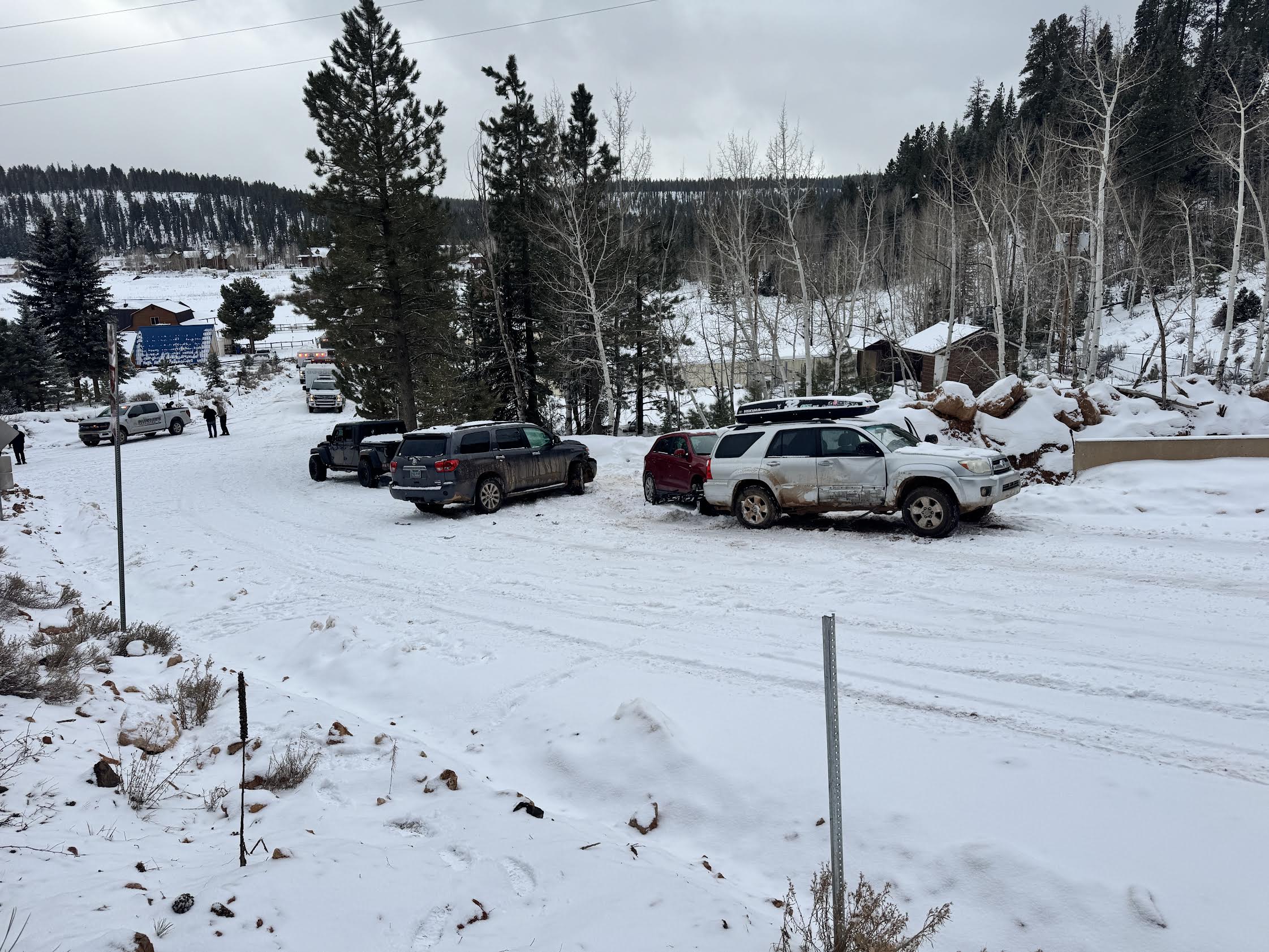 Las Vegas man killed on snowy southern Utah road while checking on crashed drivers