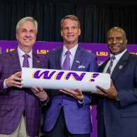 Kiffin laments circumstances of his Ole Miss exit, but says he couldn't pass up LSU