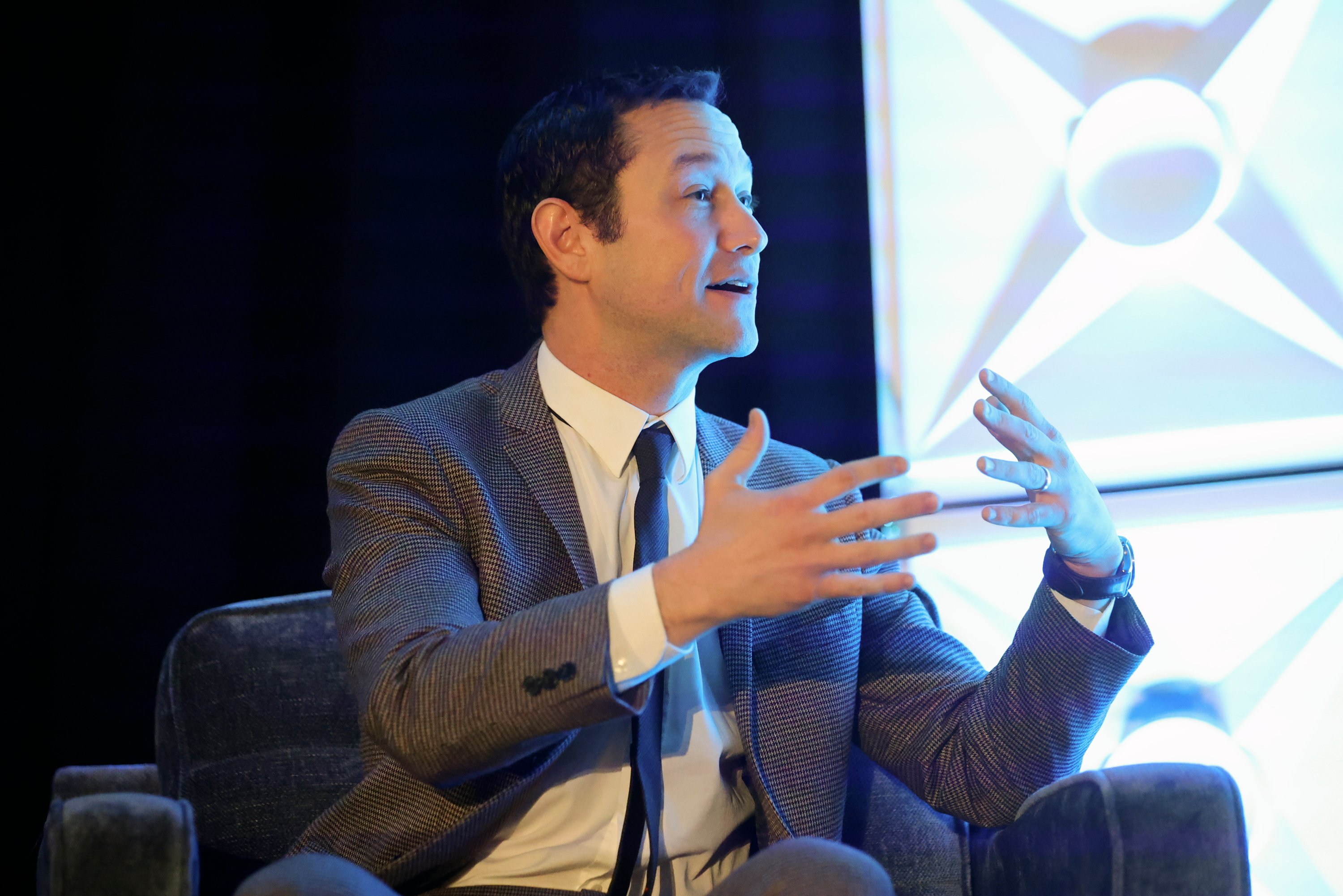 Actor Joseph Gordon-Levitt shares fears about AI at Utah conference