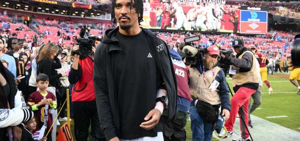 Commanders quarterback Jayden Daniels' status for Vikings game won't be known until Friday