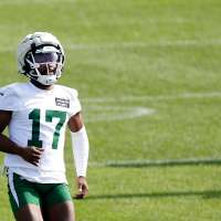 New York Jets' Kris Boyd surprises teammates with return after being shot