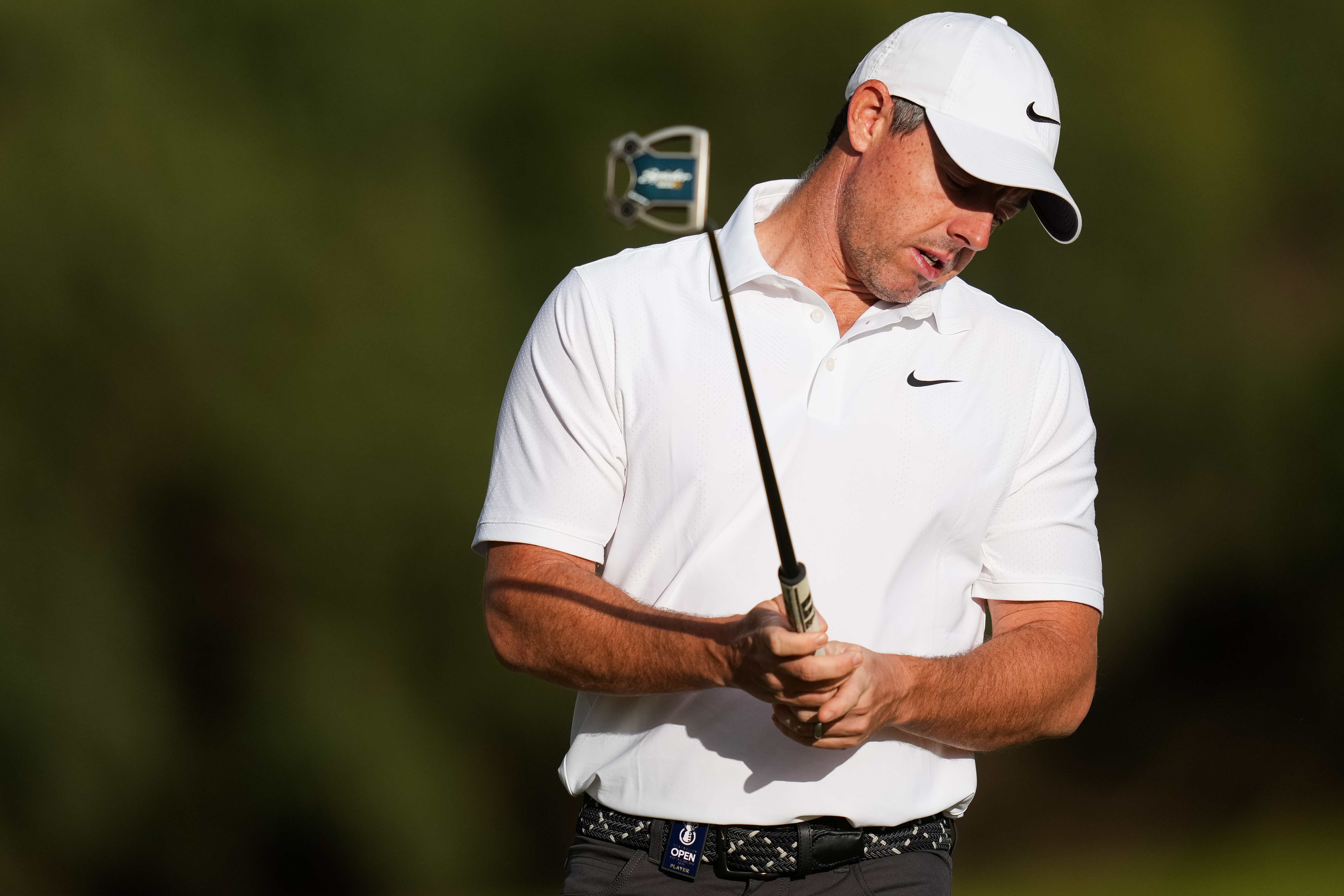 Rory McIlroy has a 'rollercoaster' 1st round at the Australian Open, shoots 1-over 72