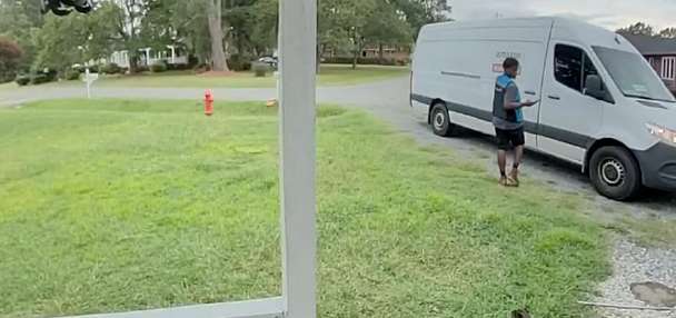 Have You Seen This? Amazon delivery driver makes new furry friend