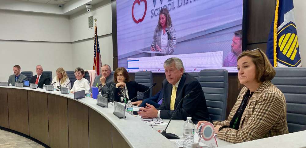 Weber school officials vote against closing Lomond View Elementary, but the debate isn't over