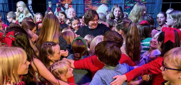 'Passionate and loving': North Ogden choir instructor leads final concert as cancer fight intensifies