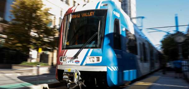 Freight train derailment causes significant UTA delays