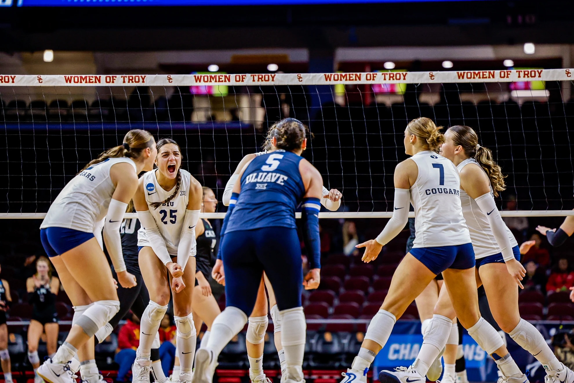 NCAA volleyball: BYU, Utah fall in 5-set tournament openers