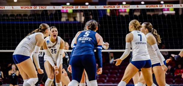 Top Sports story anchor