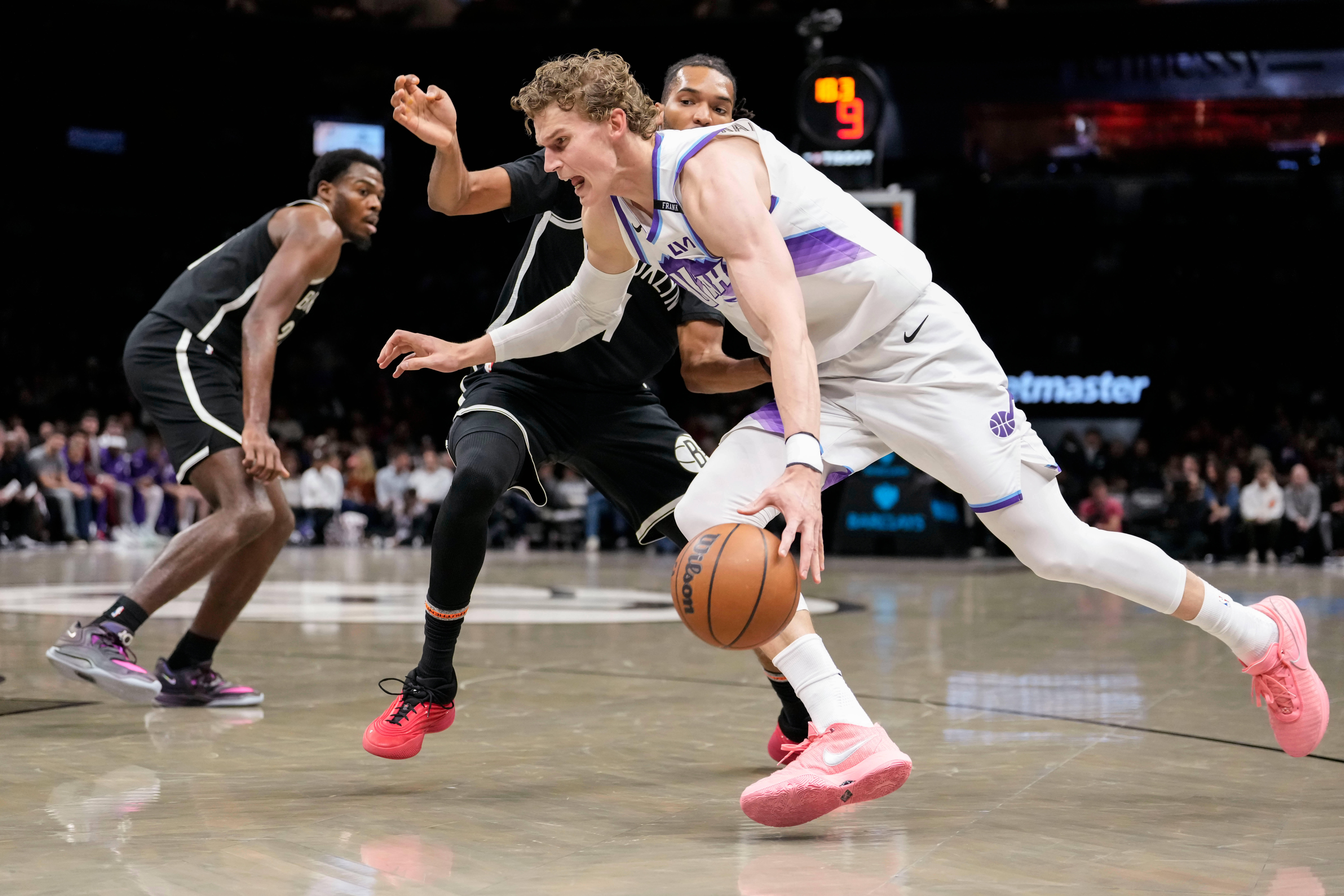 Markkanen scores 30 and the Jazz use a big 4th quarter to beat the Nets 123-110