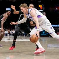 Markkanen scores 30 and the Jazz use a big 4th quarter to beat the Nets 123-110