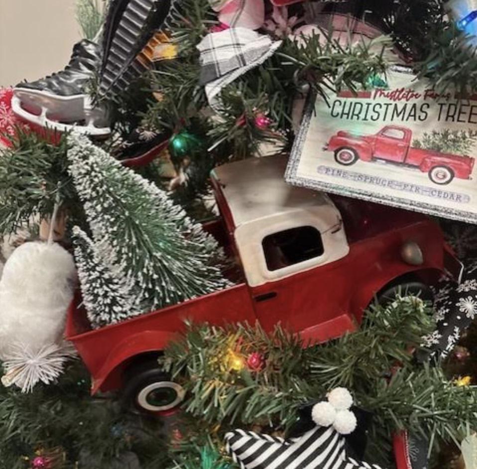 Switchpoint in Tooele spreading holiday cheer with Christmas tree fundraiser