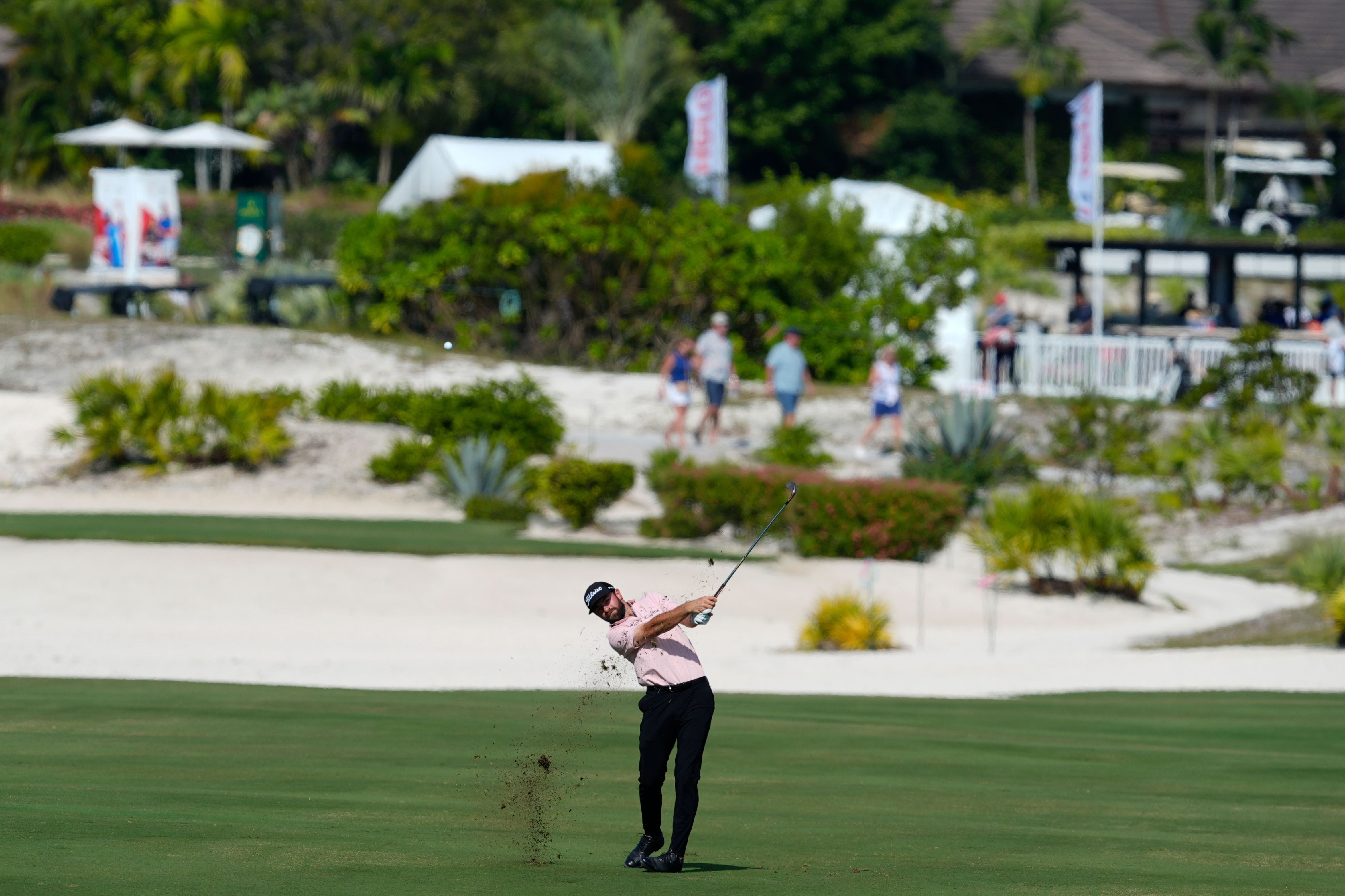 Cameron Young and J.J. Spaun part of another 5-way tie for the lead in the Bahamas