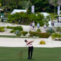 Cameron Young and J.J. Spaun part of another 5-way tie for the lead in the Bahamas