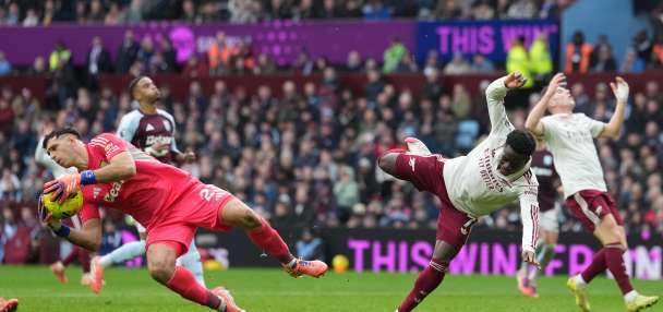 Arsenal stunned by late Emiliano Buendia winner for Aston Villa