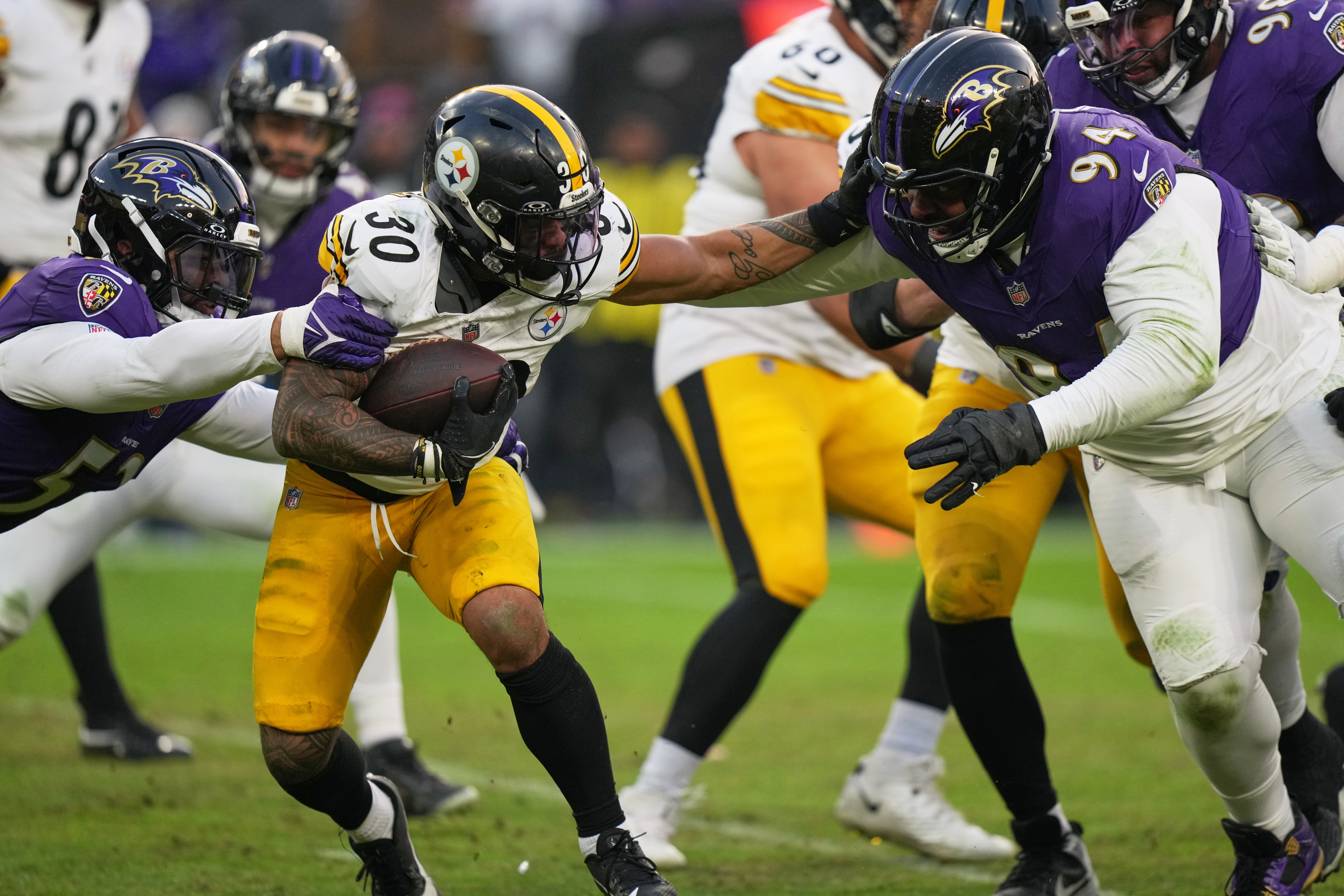 Locals in the NFL: Jaylen Warren delivers memorable performance for Steelers