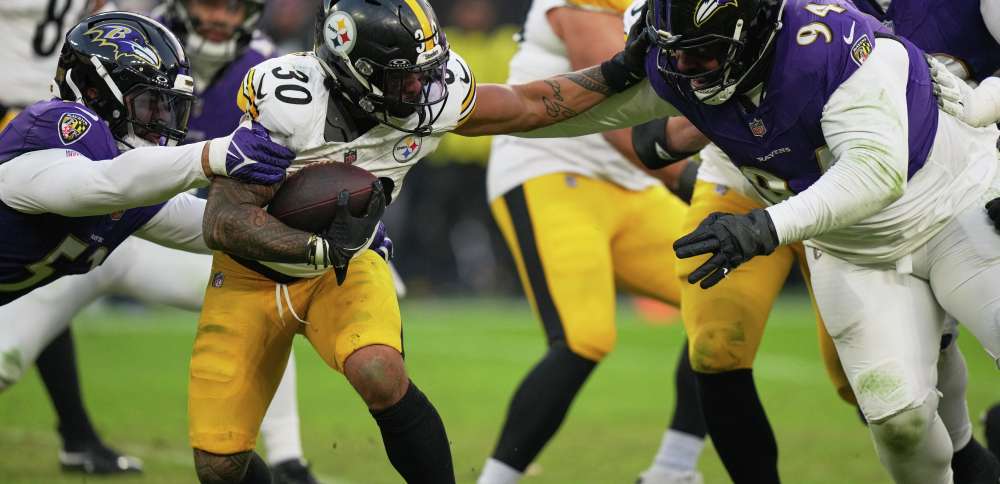 Locals in the NFL: Jaylen Warren delivers memorable performance for Steelers