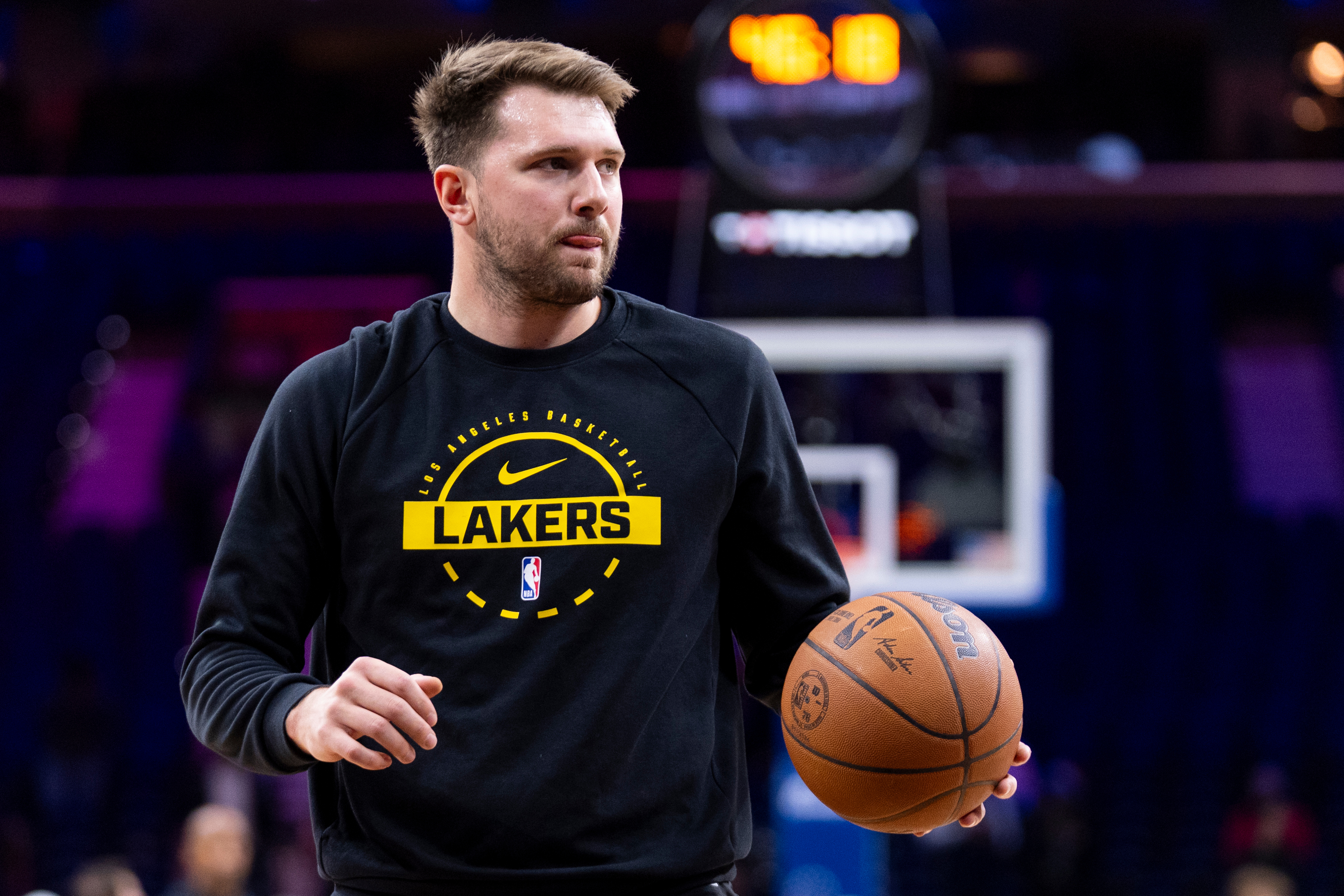 Los Angeles Lakers' Luka Doncic warms up prior to an NBA basketball game against the Philadelphia 76ers, Sunday, Dec. 7, 2025, in Philadelphia.