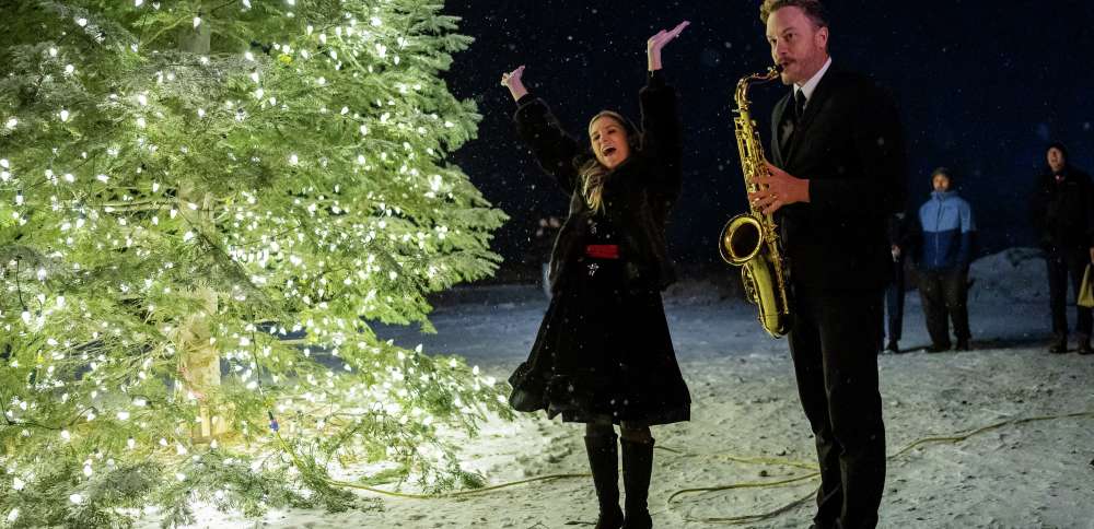 Ballerina Farm kicks off the holidays with inaugural winter market