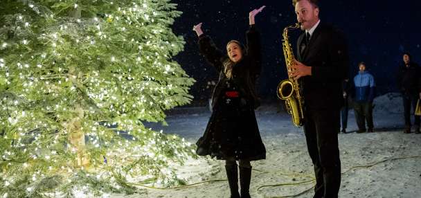 Ballerina Farm kicks off the holidays with inaugural winter market