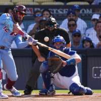 Kyle Schwarber stays with Philadelphia Phillies, agrees to $150 million, 5-year contract