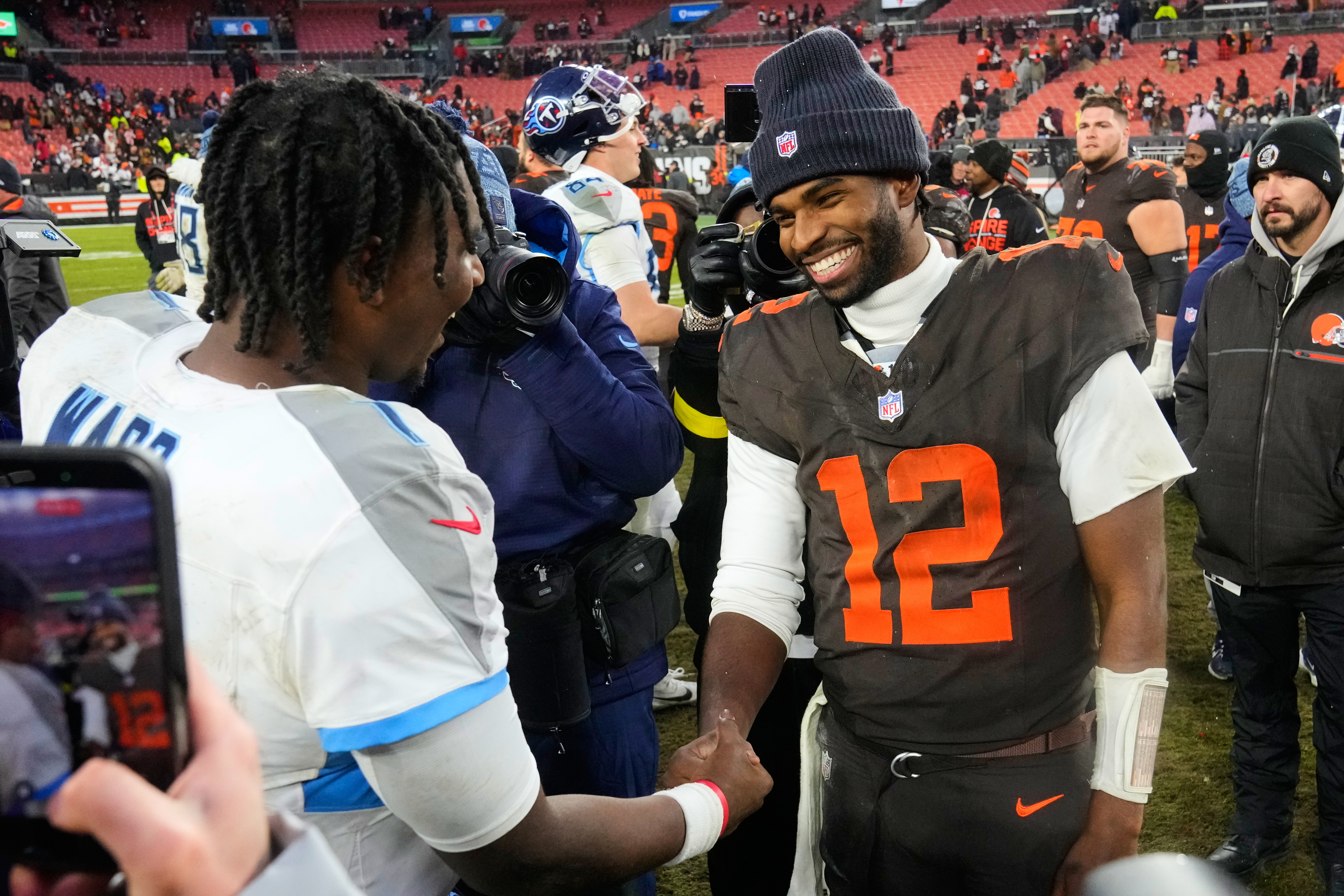 Browns' Shedeur Sanders is keeping his focus on improving after a strong 3rd start
