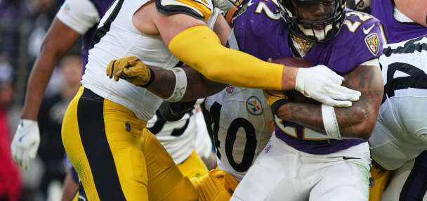 Steelers LB TJ Watt hospitalized after experiencing discomfort in his lungs