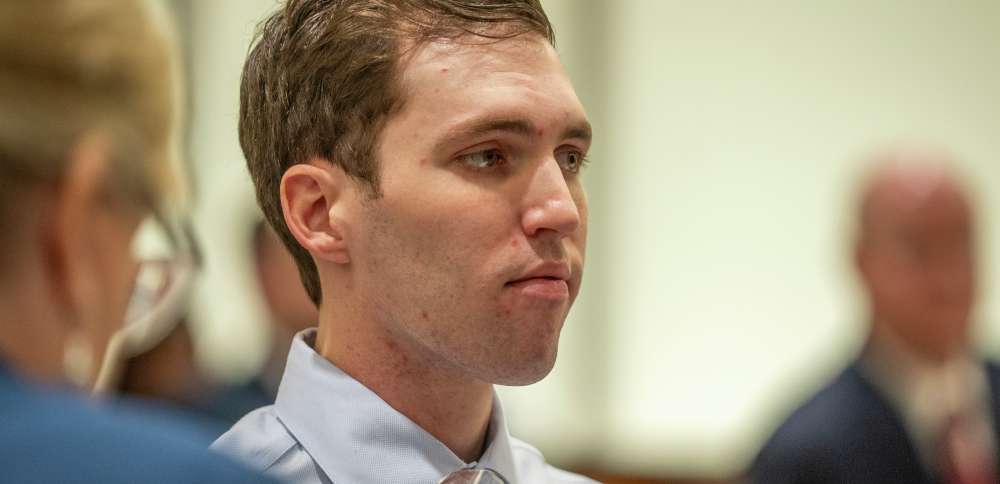 Tyler Robinson wants prosecutors disqualified, alleging a conflict of interest