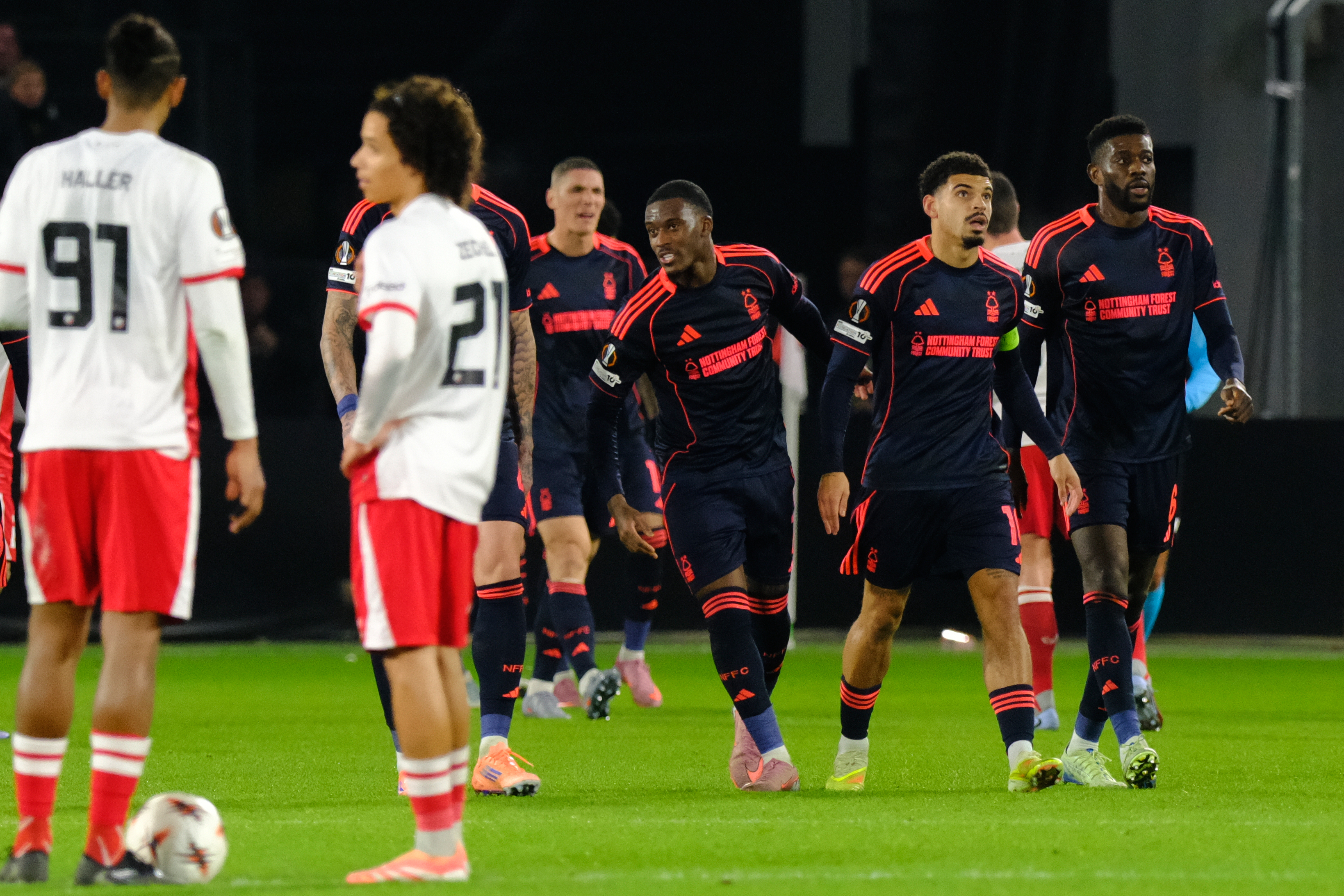 Nottingham Forest's Igor Jesus, second right, celebrates with teammates after scoring his side's second goal during the Europa League opening phase soccer match between Utrecht and Nottingham Forest, in Utrecht, Netherlands, Thursday, Dec. 11, 2025. 