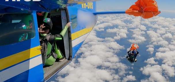 Skydiver dangles at 15,000 feet after parachute catches on plane's tail in Australia
