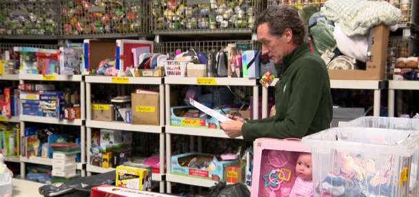 Utah County Sub for Santa program sees record need