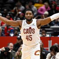 With 24 points, Donovan Mitchell produces the highest-scoring 4th quarter of the NBA season so far