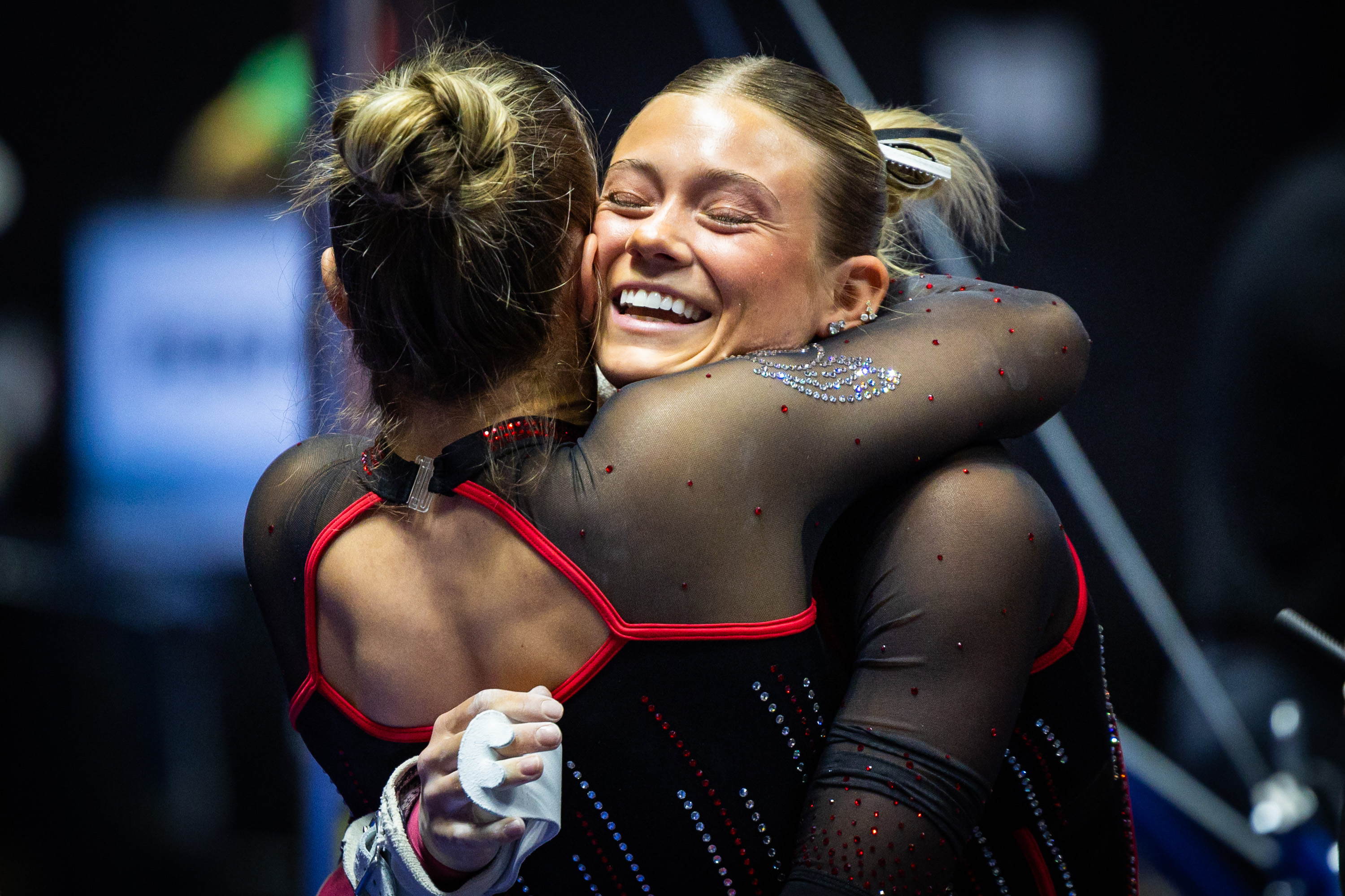 Avery Neff earns first career 10.0; Red Rocks stumble in Sprouts Collegiate Quad meet