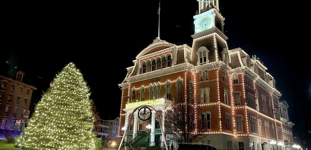 Hallmark holiday movie fans are flocking to Connecticut's quaint filming locations