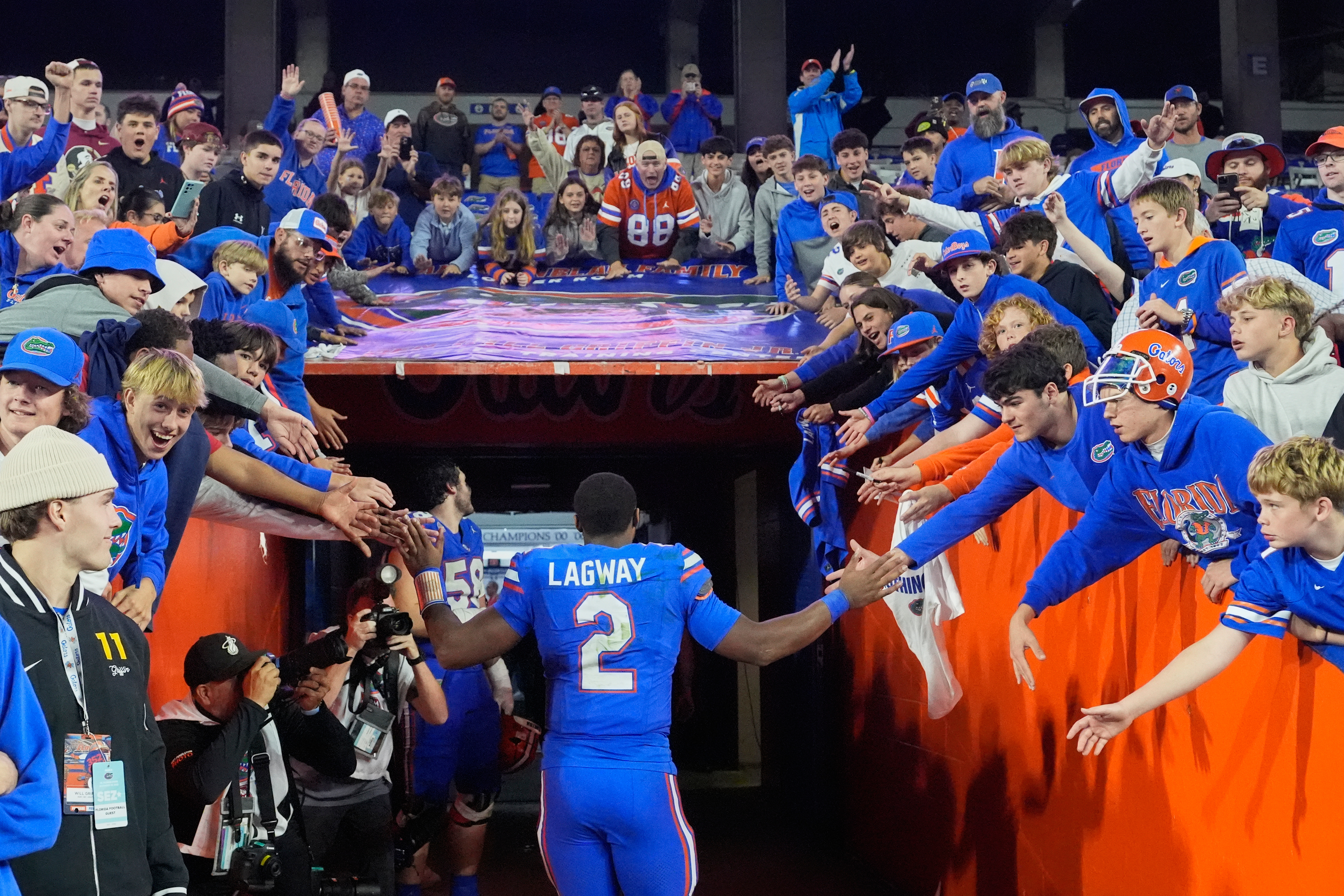 Oft-injured Florida QB DJ Lagway entering transfer portal amid coaching change