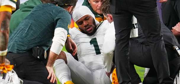 MRI confirms Packers' Micah Parsons tore his ACL, AP source says