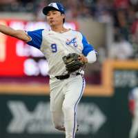 Infielder Ha-Seong Kim returns to Braves on $20 million, 1-year contract