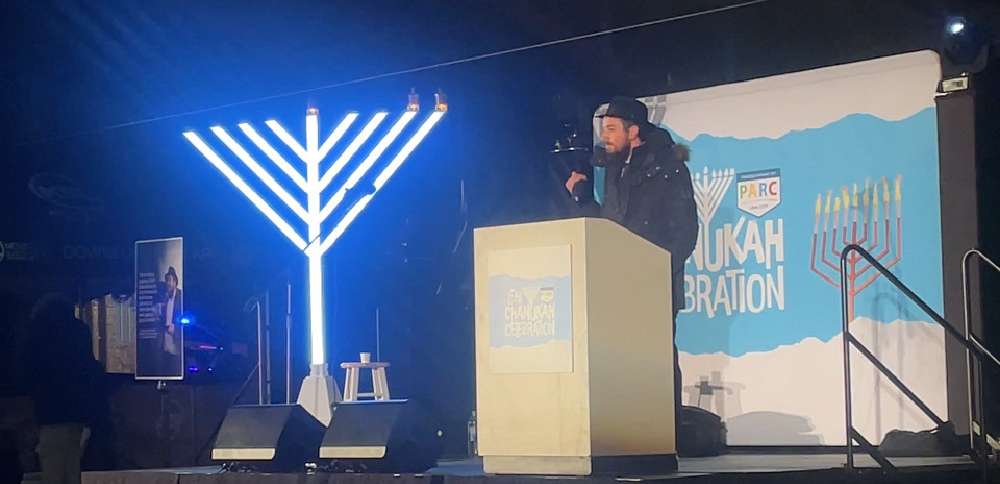 'We will not cower': Utah County Hanukkah celebration honors tradition following deadly violence