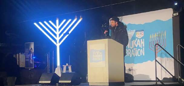 'We will not cower': Utah County Hanukkah celebration honors tradition following deadly violence