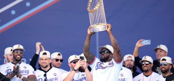 Phillies and Adolis García agree to a 1-year contract to fill expected spot in right field