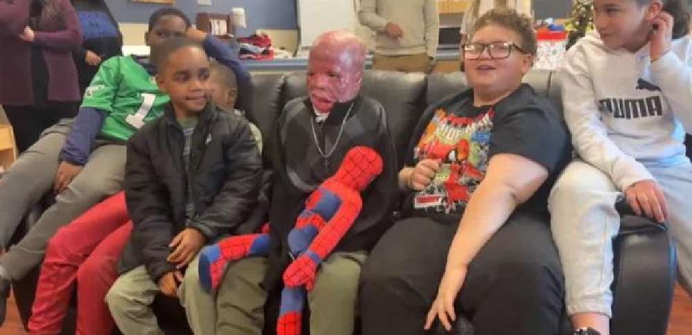 'It's a miracle': 10-year-old boy burned in plane crash returns home