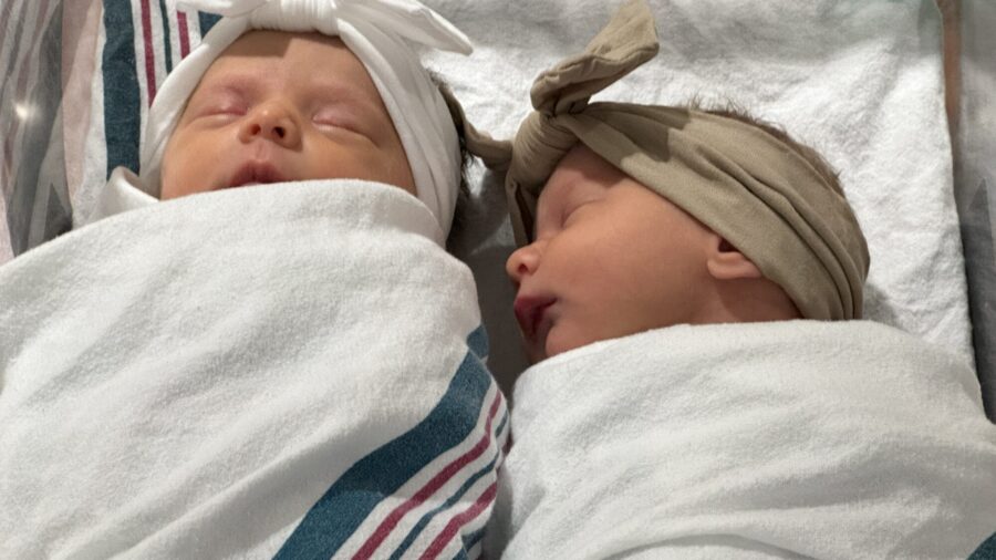 Newborn Utah twins share birthday quirk
