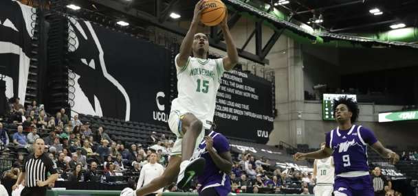 Top Sports story anchor