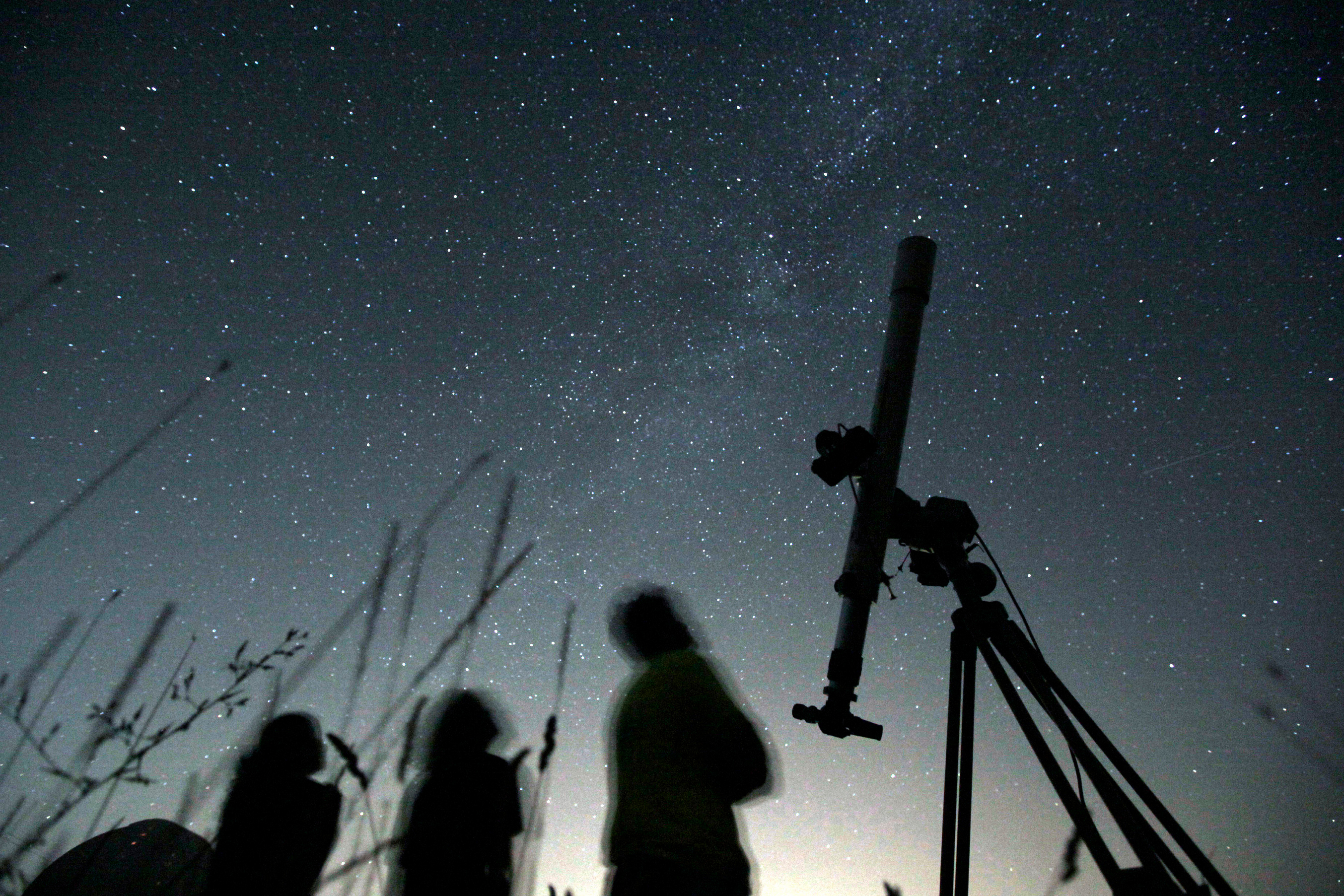 Catch the Ursid Meteor Shower Peaks Early Christmas