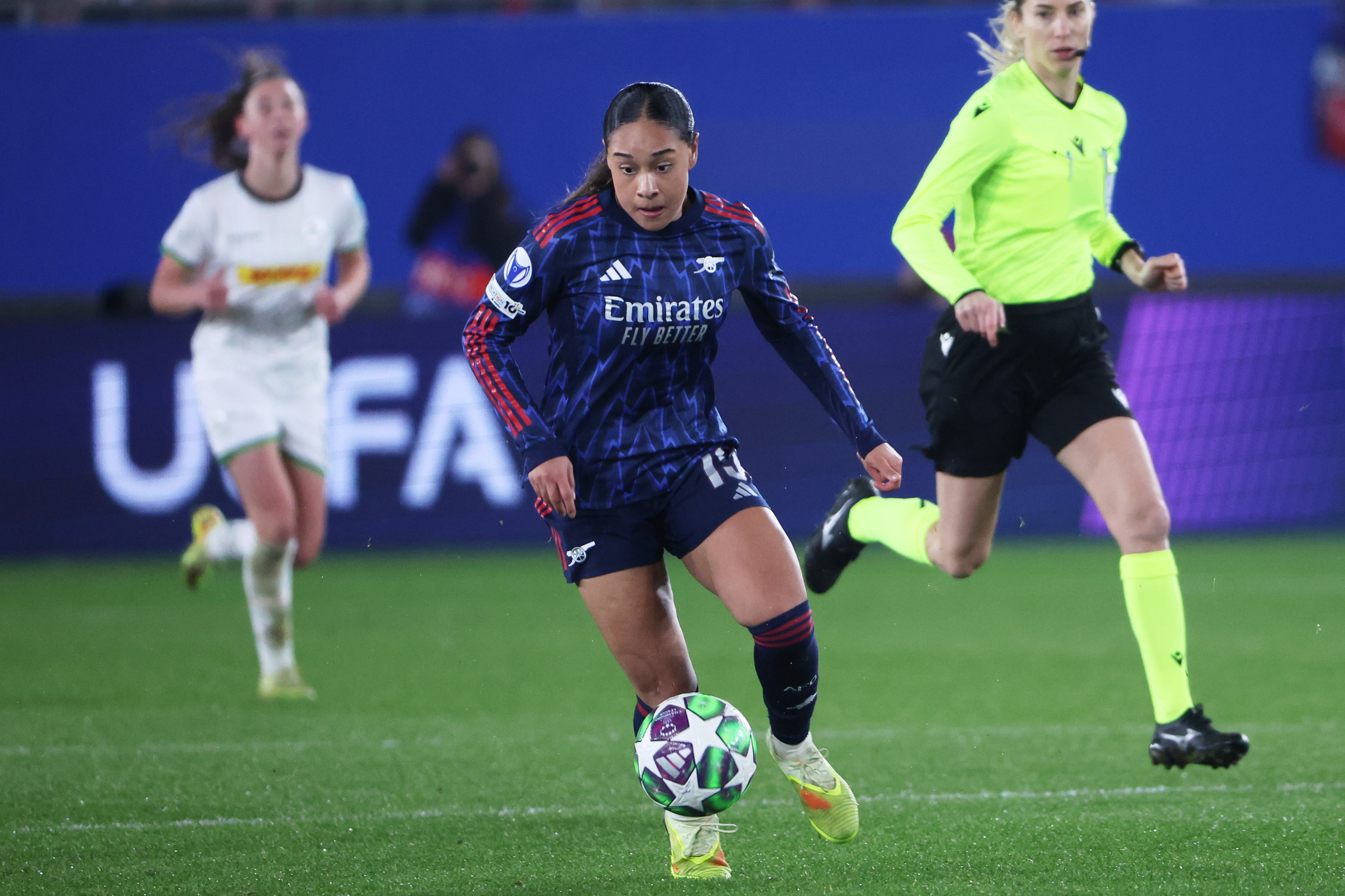 Titleholder Arsenal drawn on path to face Chelsea in Women's Champions League quarterfinals