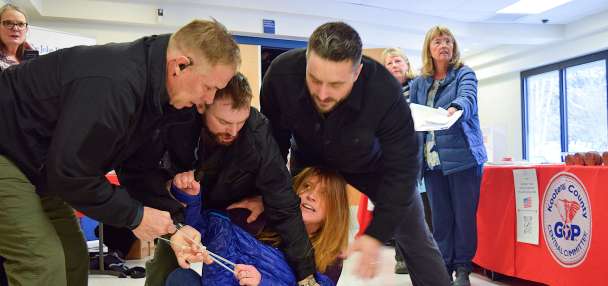 Idaho jury convicts security company owner in split verdict over tumultuous town hall