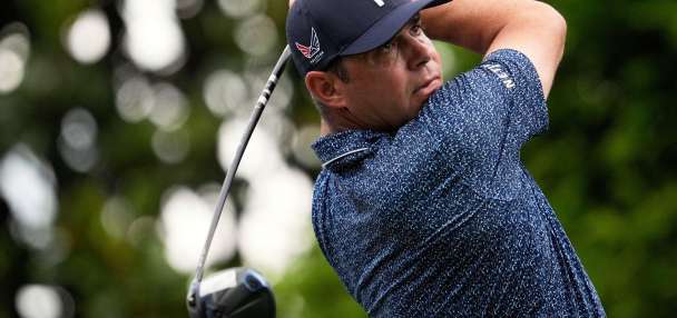 Matt Kuchar team leads by 2 over John Daly in PNC. Their sons carried the load