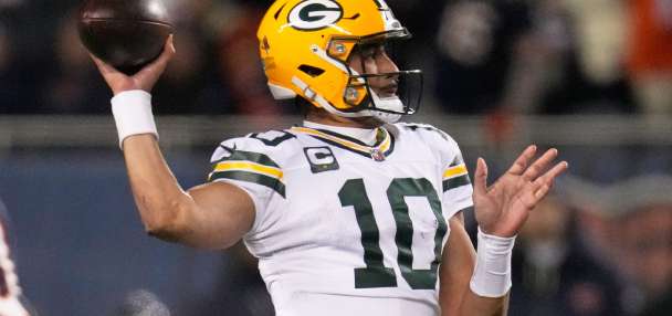 Packers QB Jordan Love being evaluated for a concussion after helmet-to-helmet hit
