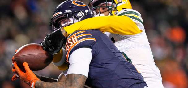 Bears stun Packers 22-16 with improbable rally as Williams finds Moore for winning score in OT
