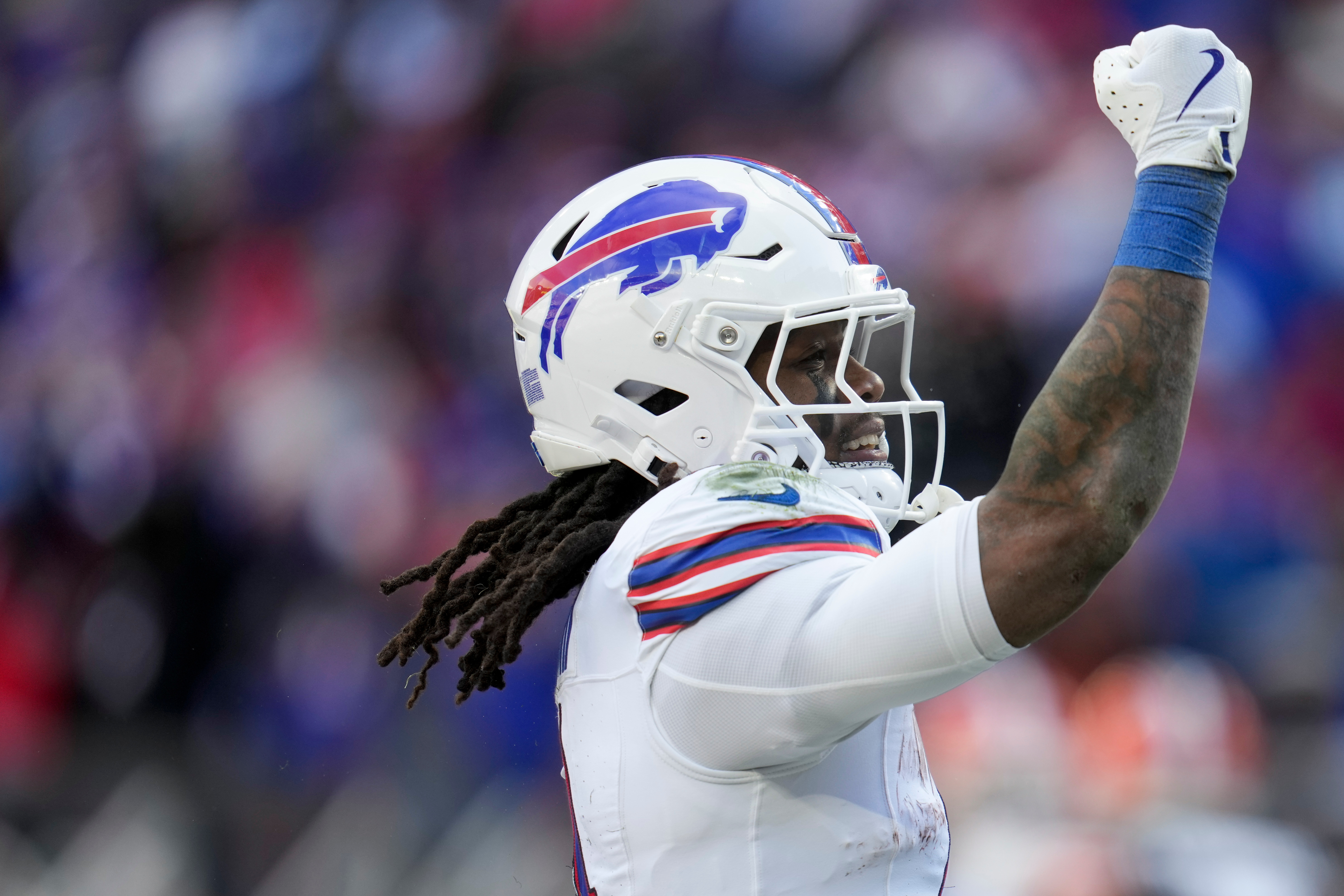 Cook's 117-yard, 2-TD performance propels Bills closer to playoff berth with 23-20 win over Browns